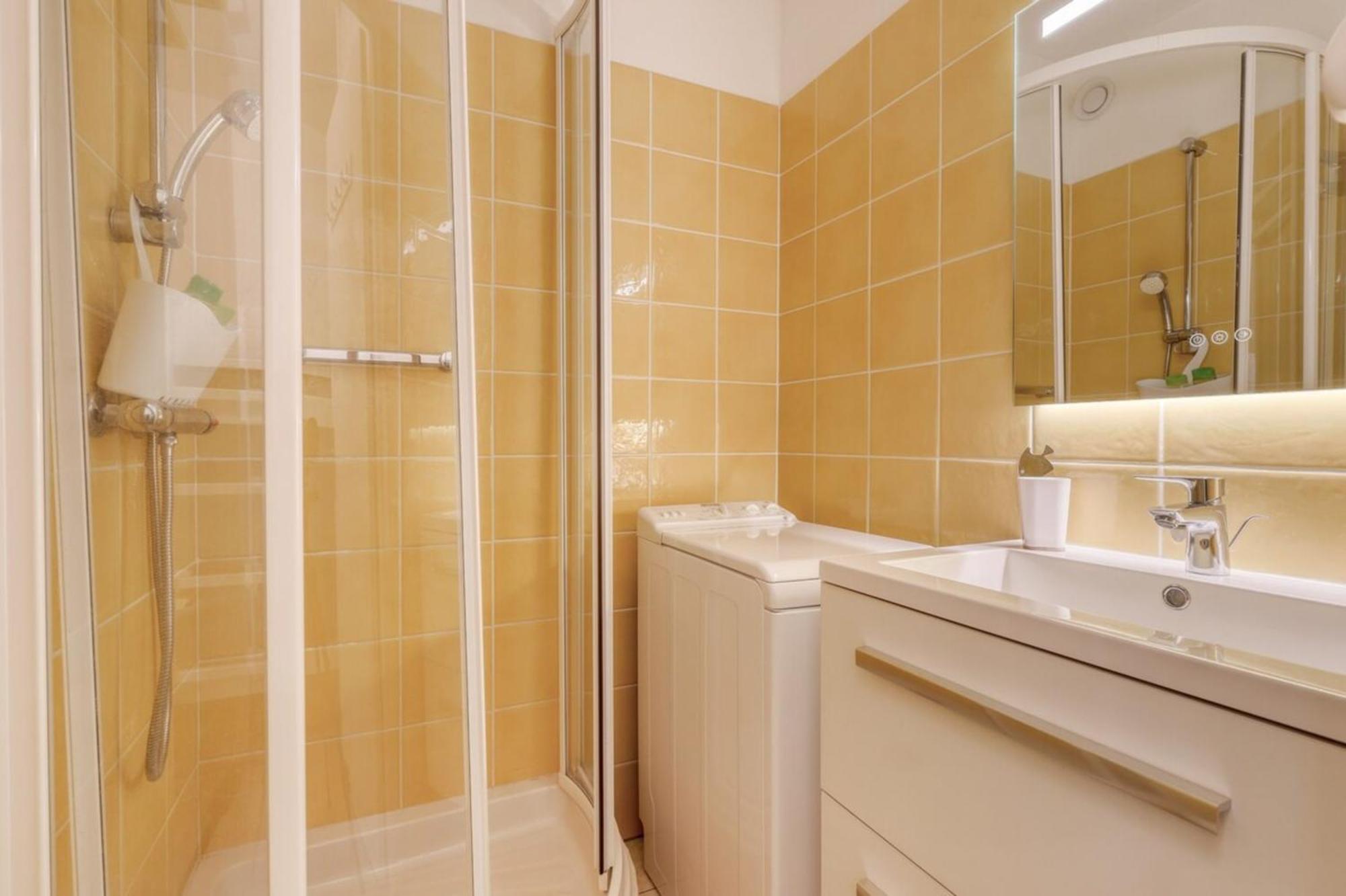 T2 200M From Lavandou Beach Classified 3 Le Lavandou Bagian luar foto